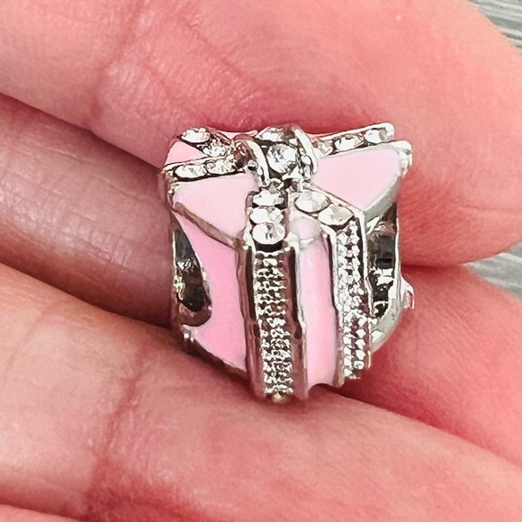 Silver plated pink enamel & paved clear crystal HEART Bracelet charm - Picture 3 of 5